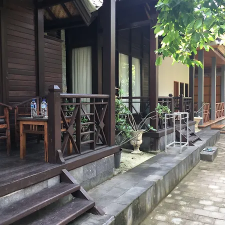 Tarci Bungalows Lembongan